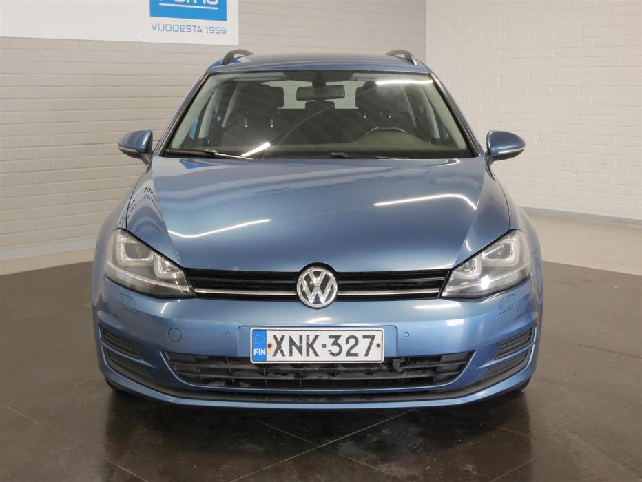 VOLKSWAGEN Golf 2015