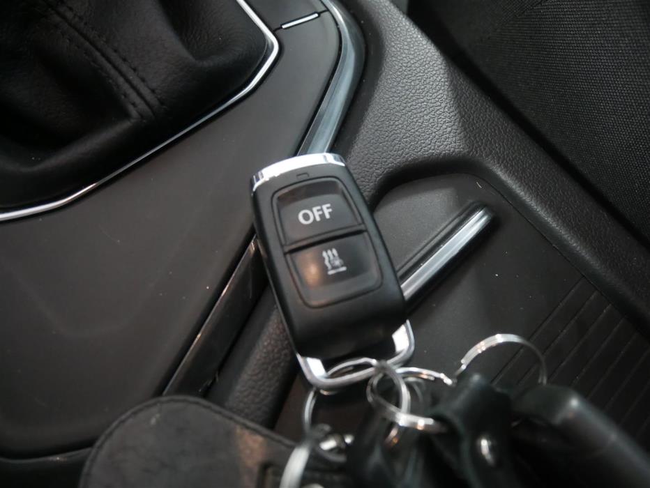 VOLKSWAGEN Tiguan 2016