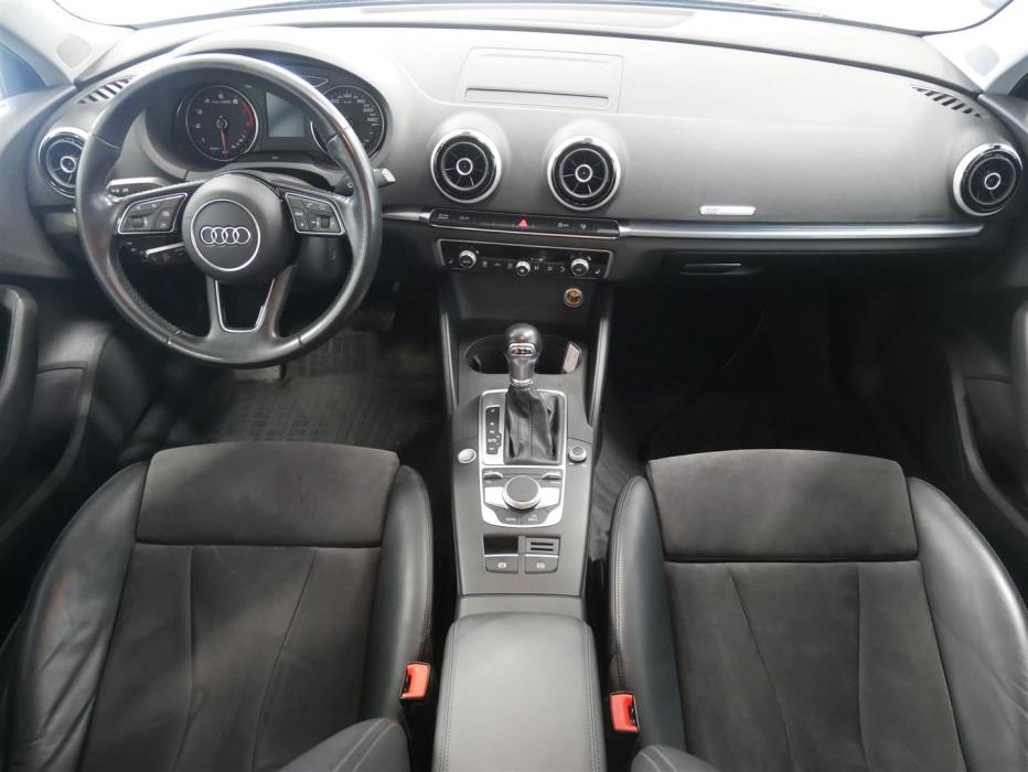 AUDI A3 2016