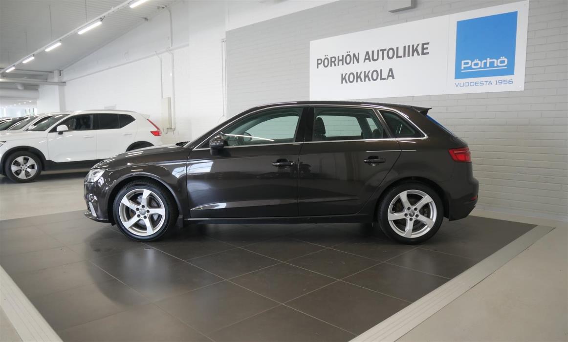 AUDI A3 2016
