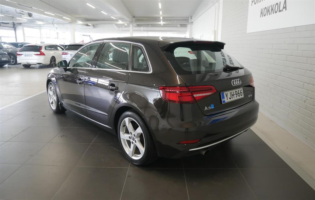AUDI A3 2016