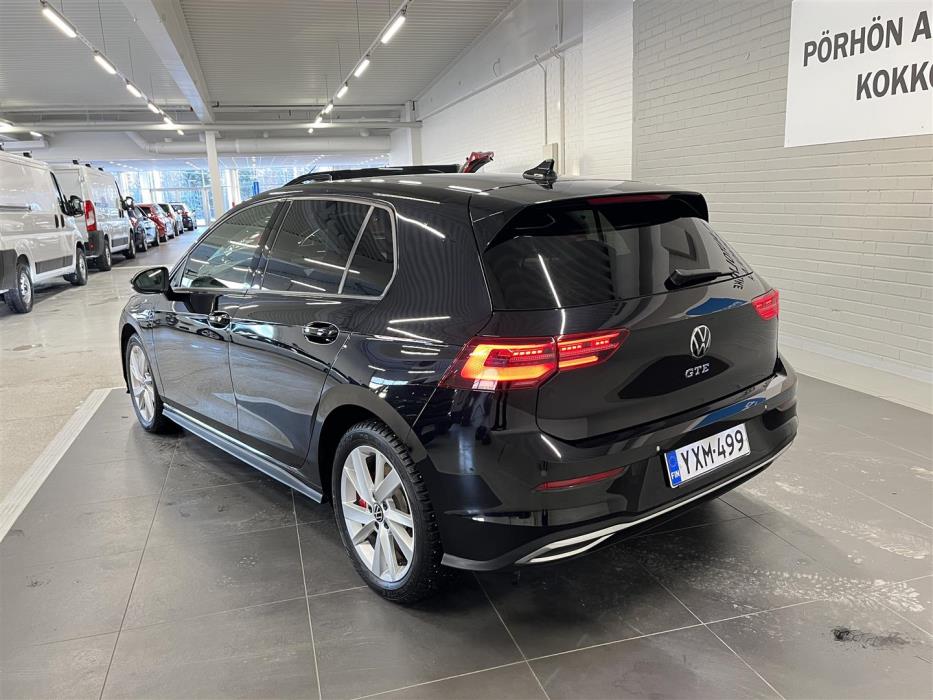 VOLKSWAGEN Golf 2021