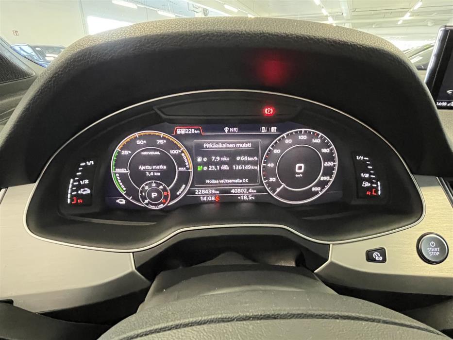 AUDI Q7 2018