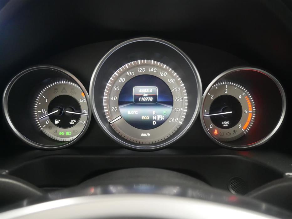 MERCEDES-BENZ E 2016