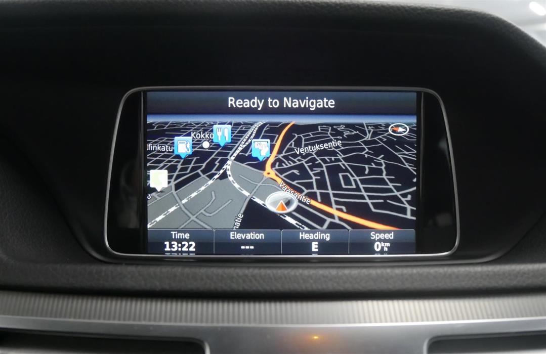 MERCEDES-BENZ E 2016