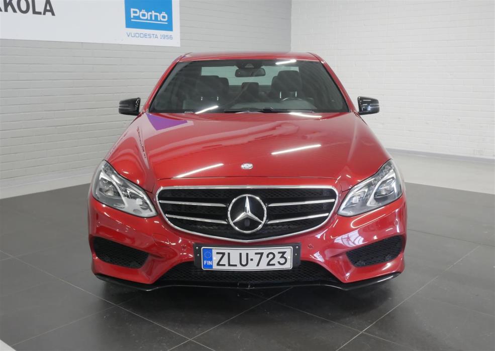 MERCEDES-BENZ E 2016