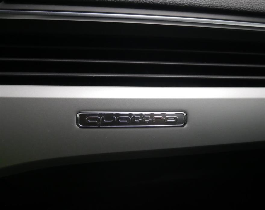 AUDI A4 allroad quattro 2023