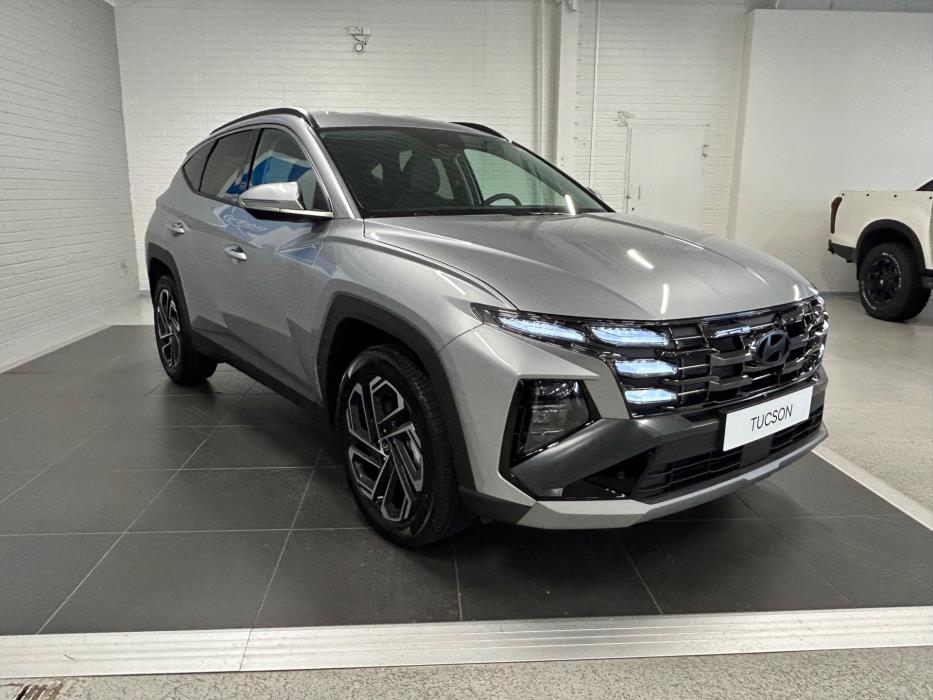 Hyundai TUCSON Hybrid 2026