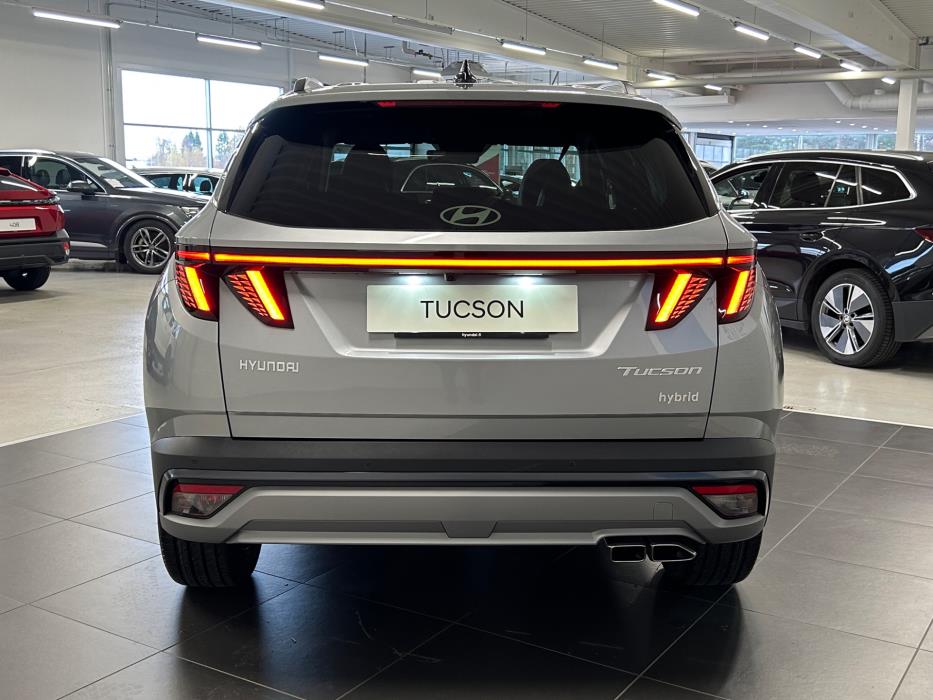 Hyundai TUCSON Hybrid 2026