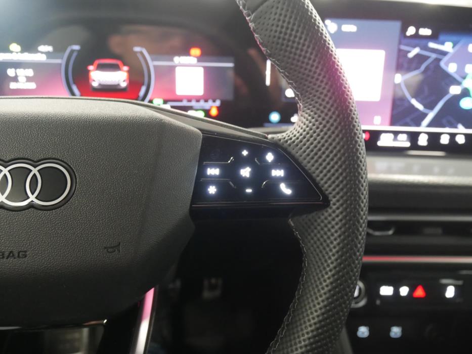 AUDI Q5 2025