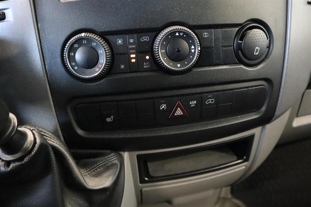 VOLKSWAGEN CRAFTER 2016