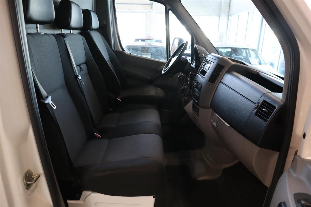 VOLKSWAGEN CRAFTER 2016