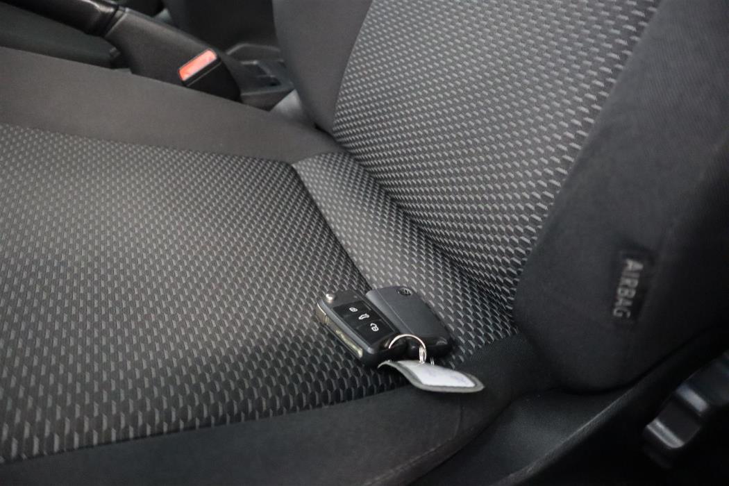 VOLKSWAGEN Polo 2019