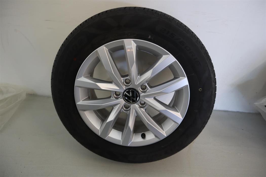 VOLKSWAGEN Passat 2022