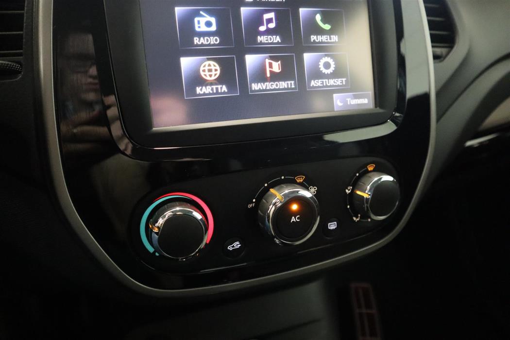 RENAULT Captur 2015