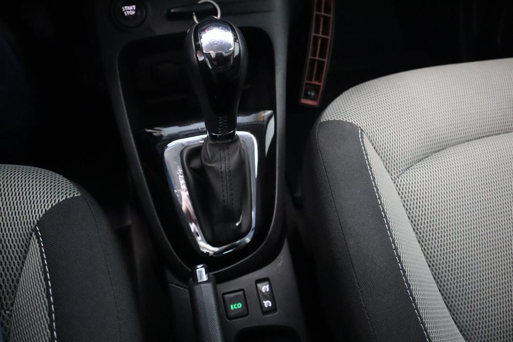 RENAULT Captur 2015