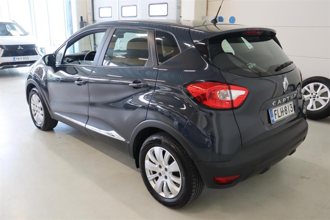 RENAULT Captur 2015