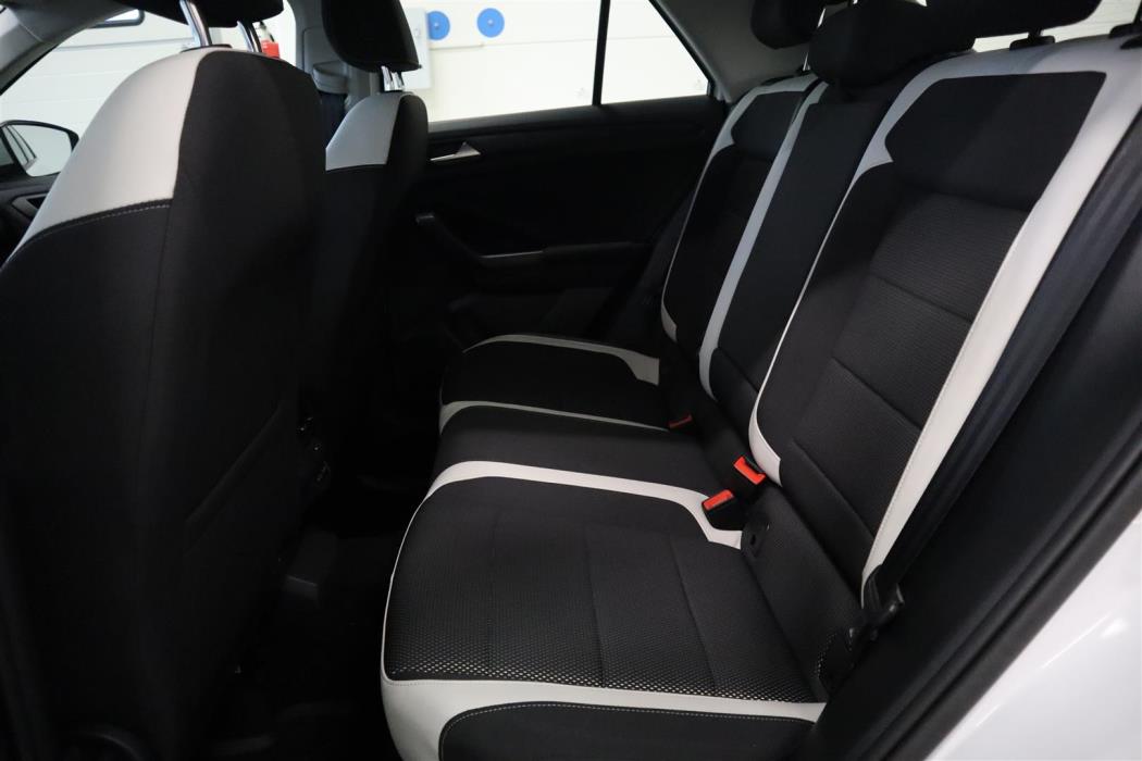 VOLKSWAGEN T-Roc 2021