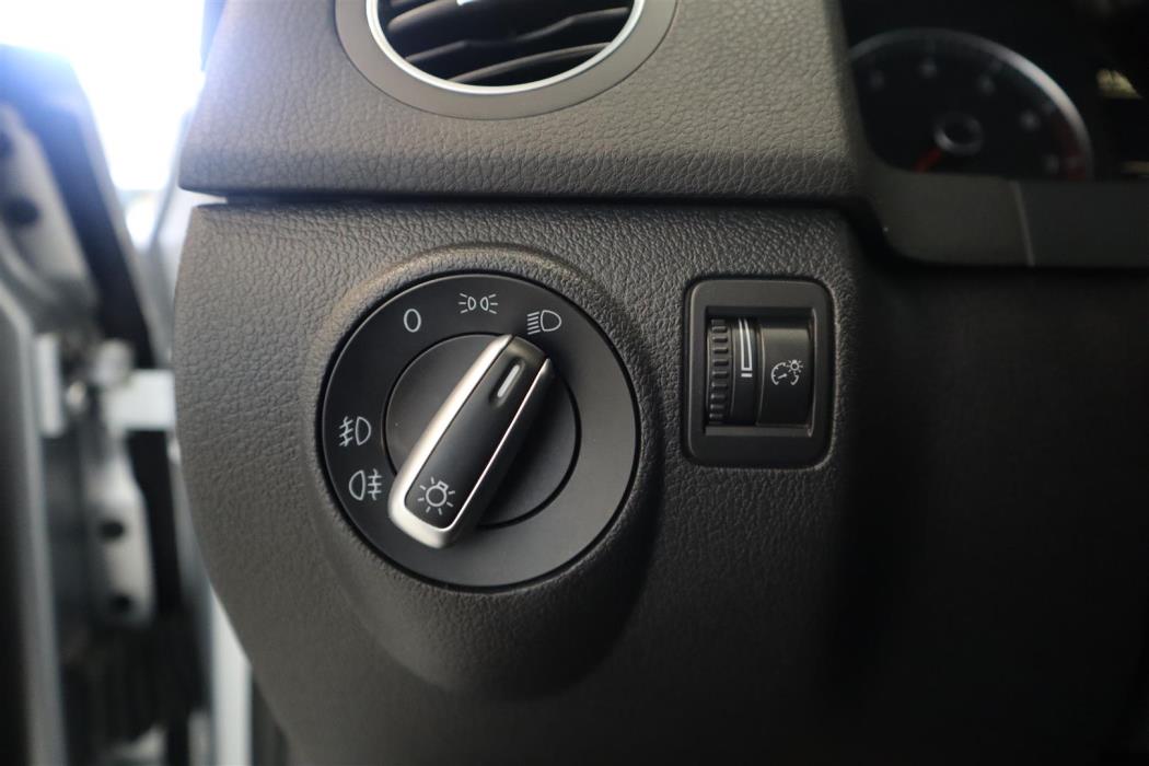 VOLKSWAGEN Golf Plus 2011