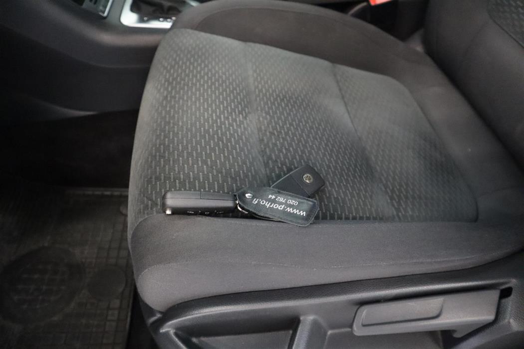 VOLKSWAGEN Golf Plus 2011