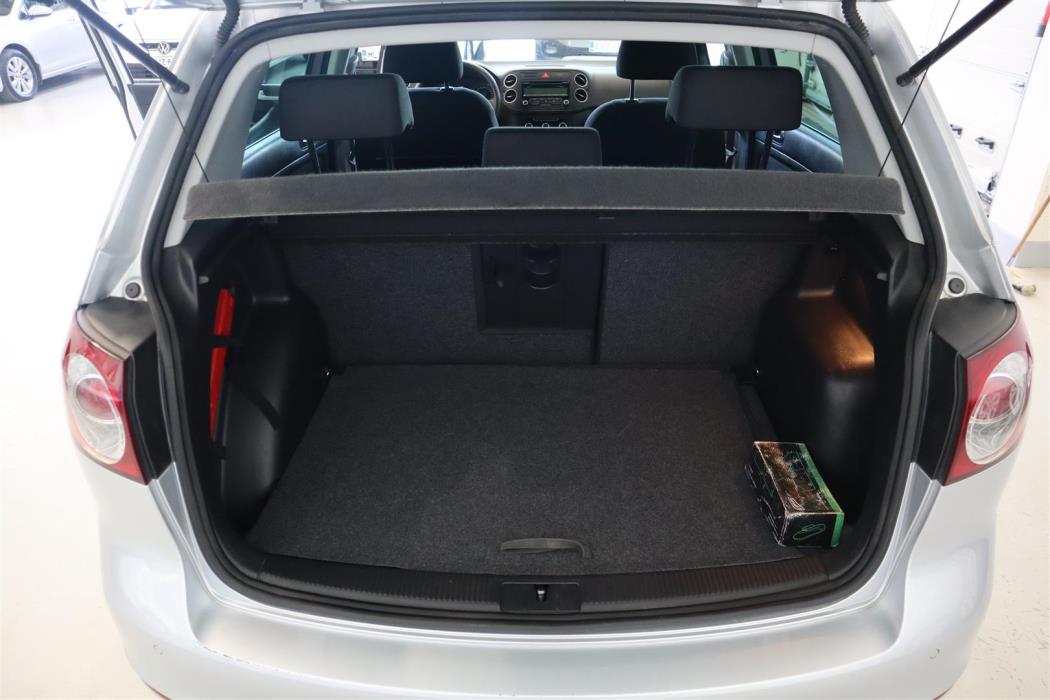 VOLKSWAGEN Golf Plus 2011