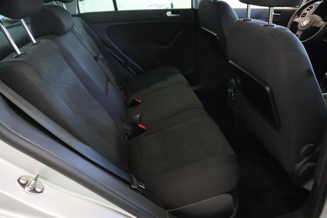 VOLKSWAGEN Golf Plus 2011