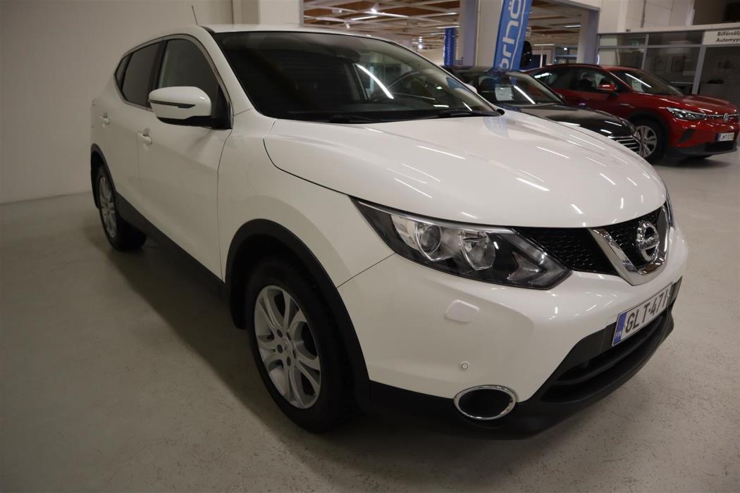 NISSAN Qashqai 2015