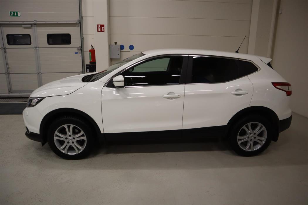 NISSAN Qashqai 2015
