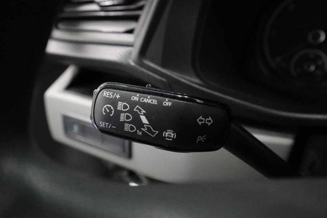 VOLKSWAGEN Transporter 2021