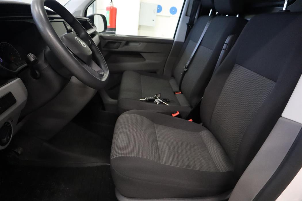 VOLKSWAGEN Transporter 2021