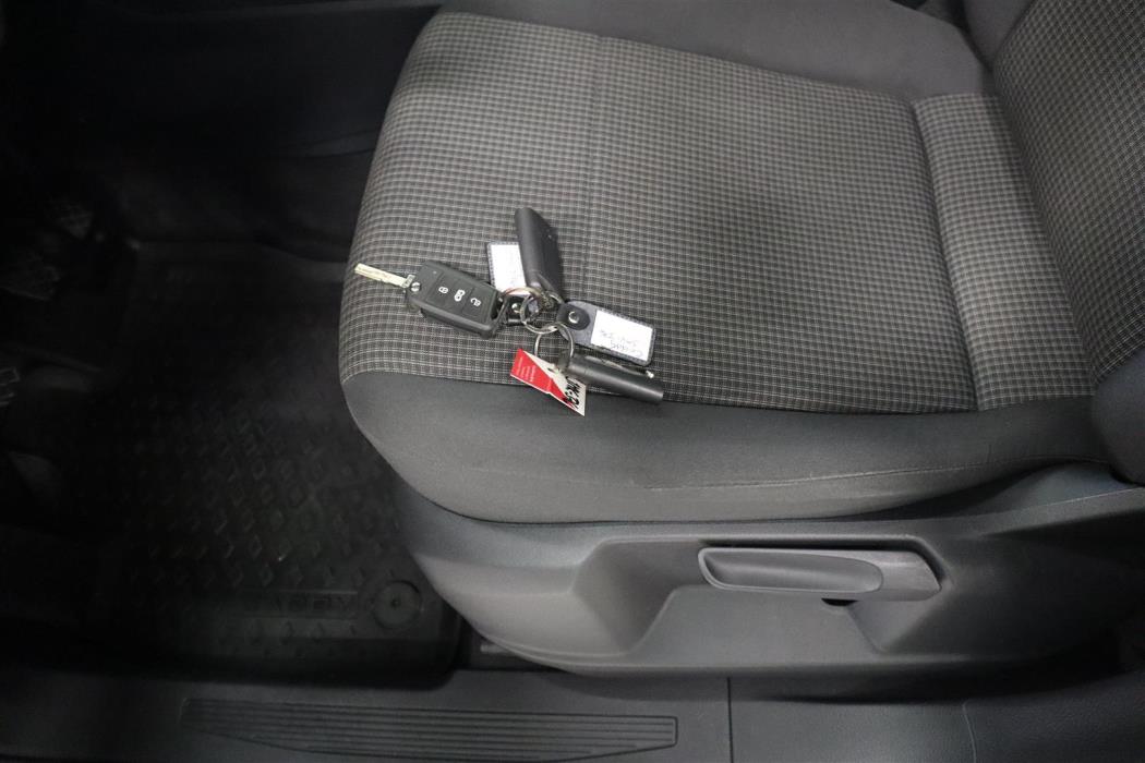 VOLKSWAGEN Caddy 2022