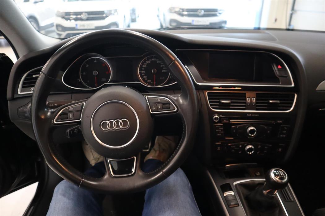 AUDI A4 2014