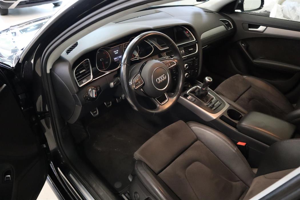 AUDI A4 2014