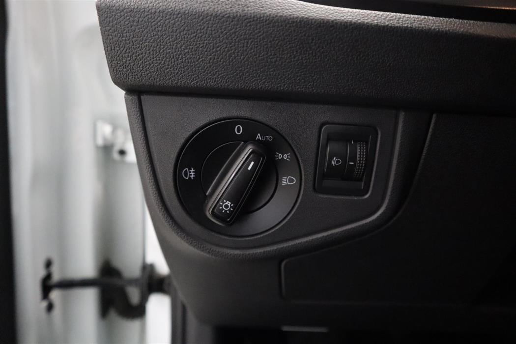 VOLKSWAGEN Polo 2021