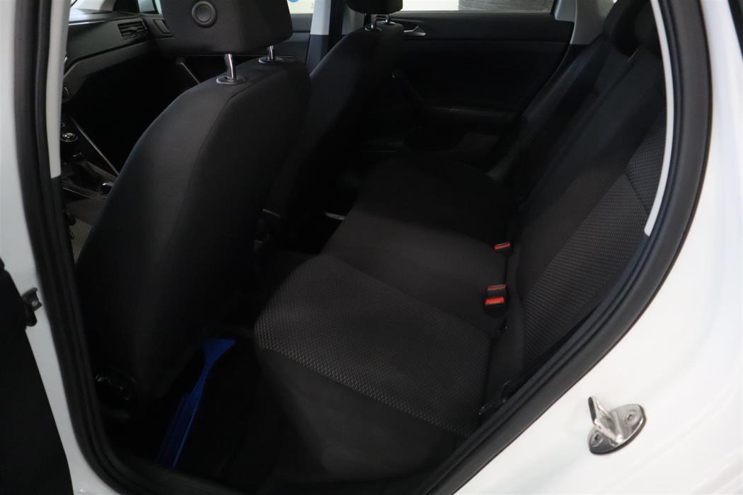 VOLKSWAGEN Polo 2021