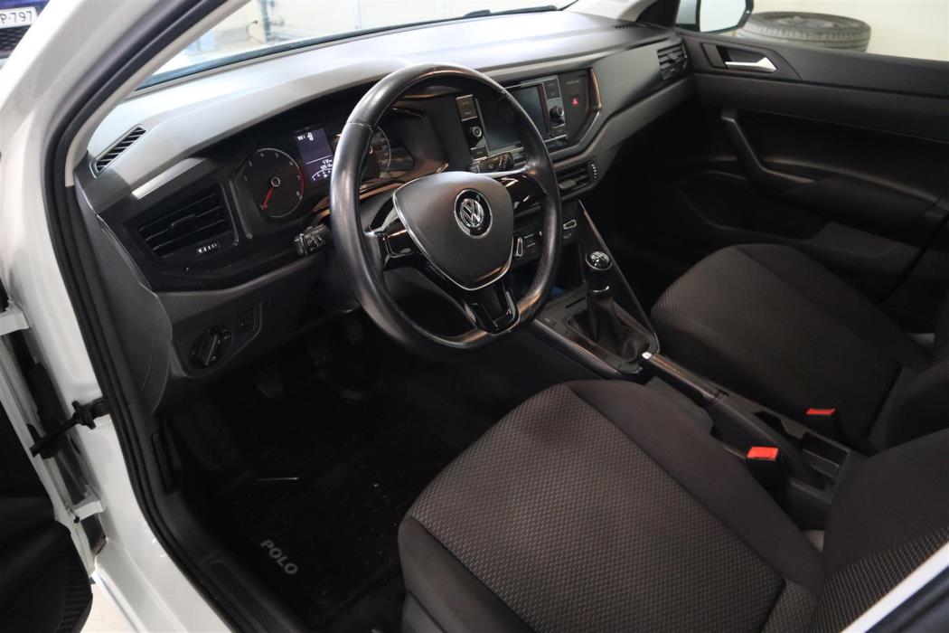 VOLKSWAGEN Polo 2021
