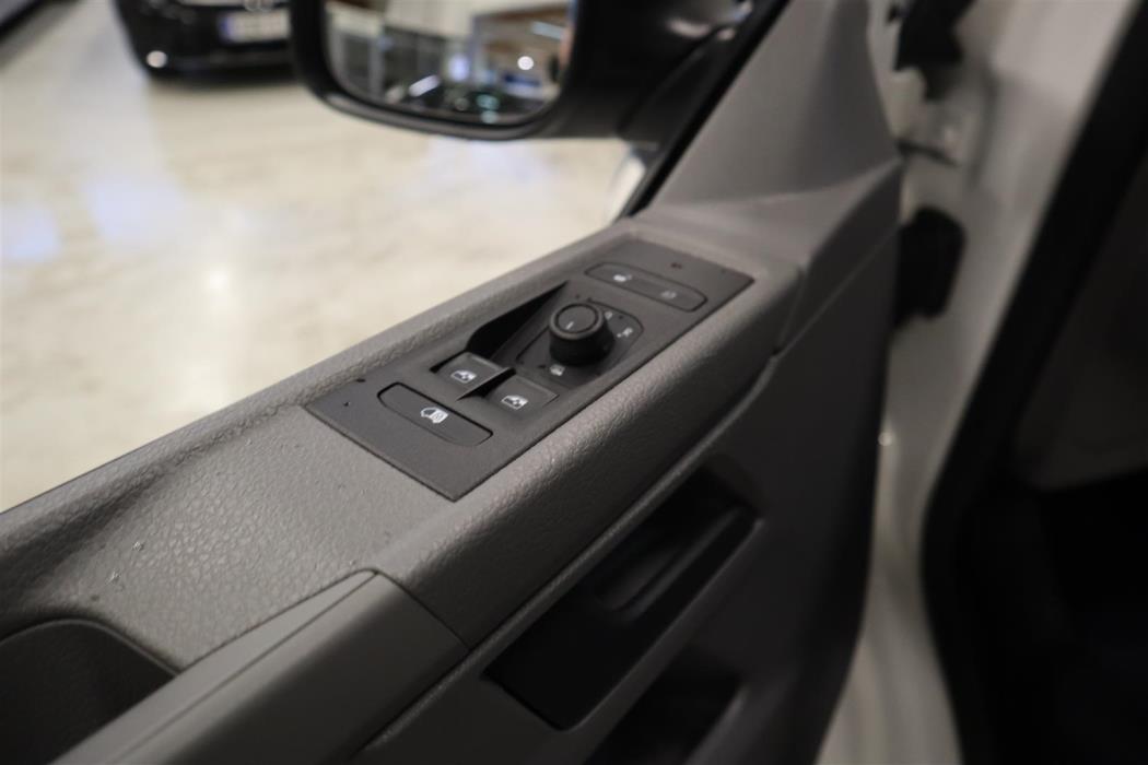 VOLKSWAGEN Transporter 2022