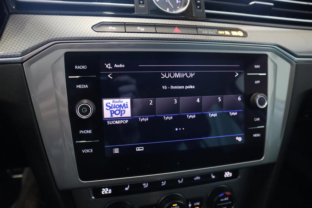 VOLKSWAGEN Passat 2019