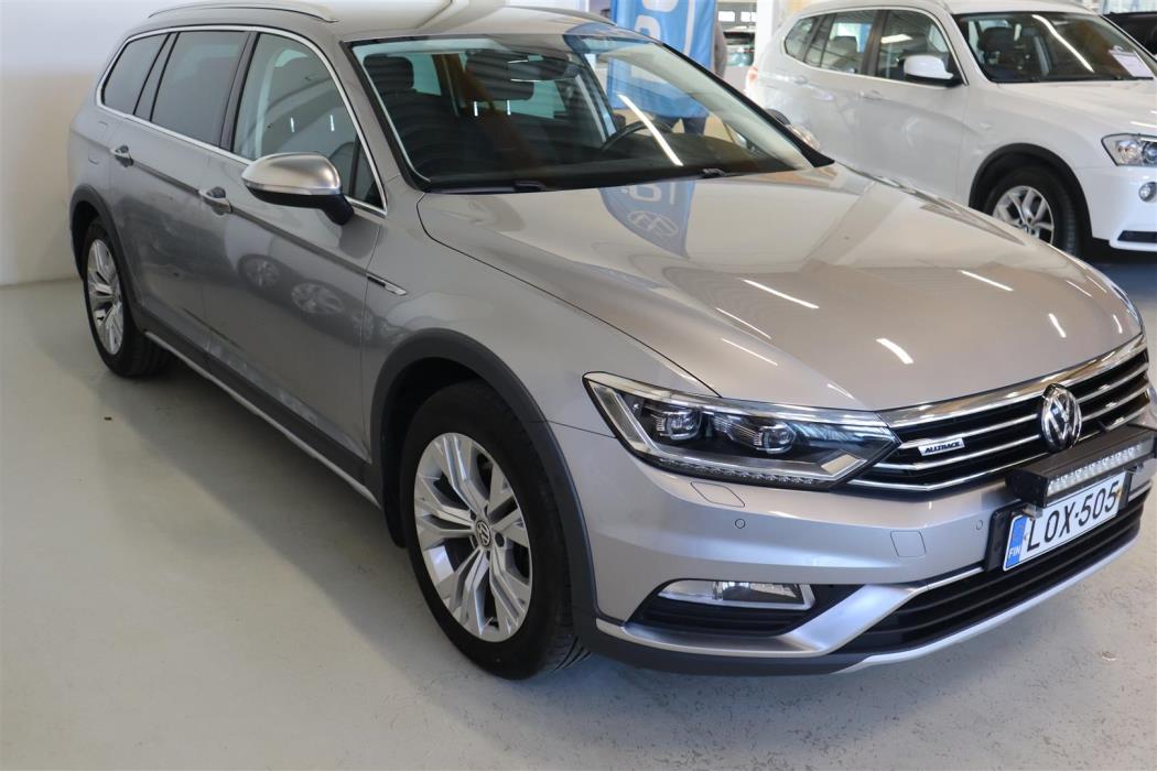 VOLKSWAGEN Passat 2019