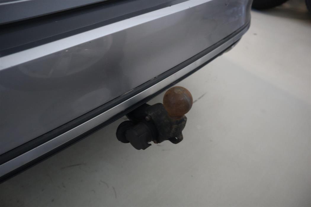 VOLKSWAGEN Passat 2019