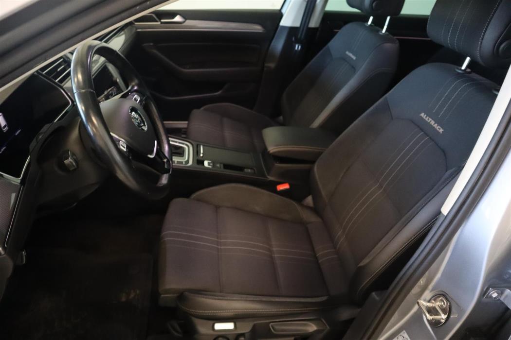 VOLKSWAGEN Passat 2019
