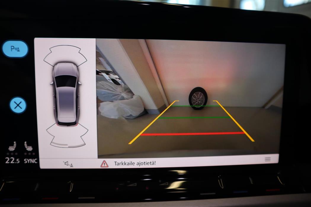 VOLKSWAGEN Golf 2024