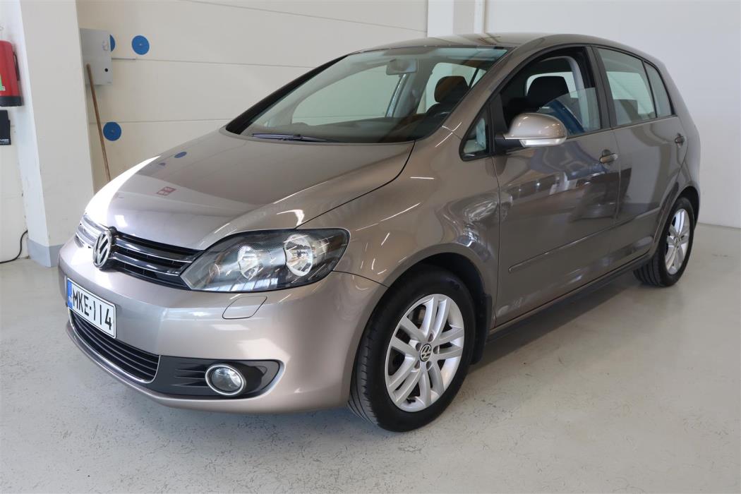 VOLKSWAGEN Golf Plus 2010