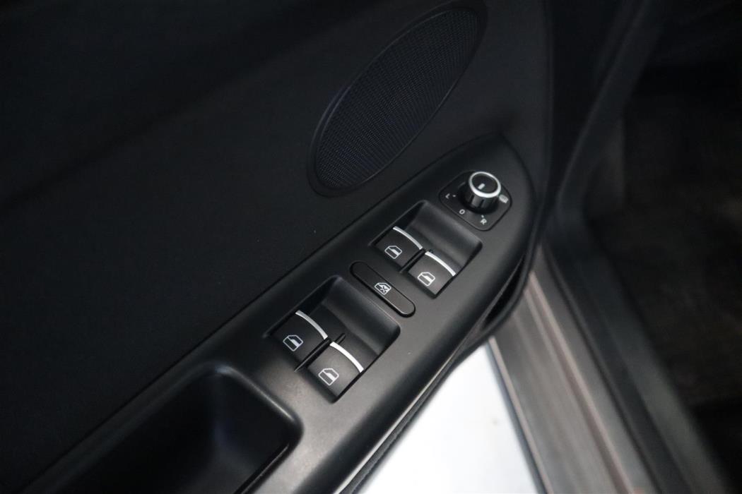 VOLKSWAGEN Golf Plus 2010