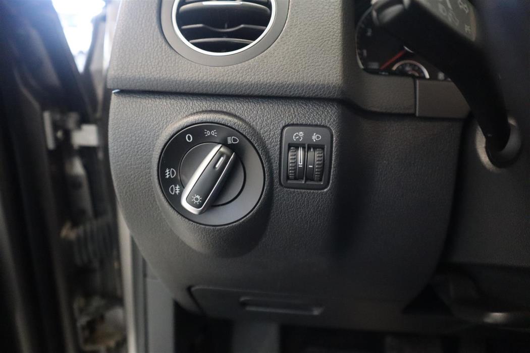 VOLKSWAGEN Golf Plus 2010