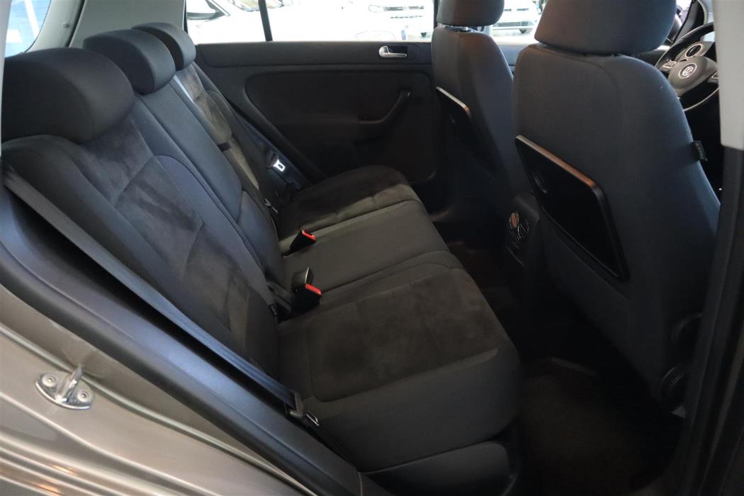 VOLKSWAGEN Golf Plus 2010