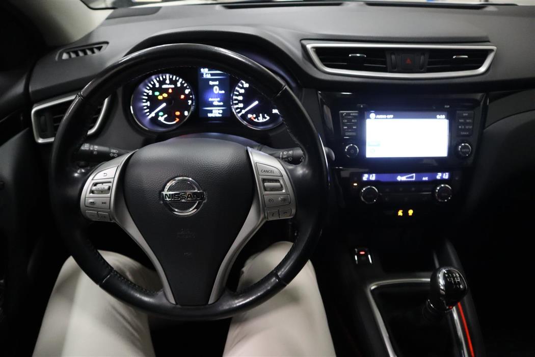 NISSAN Qashqai 2014