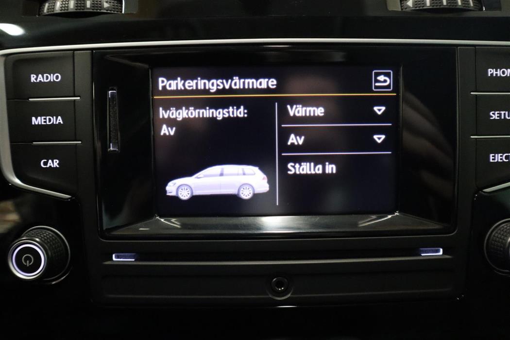 VOLKSWAGEN Golf 2016