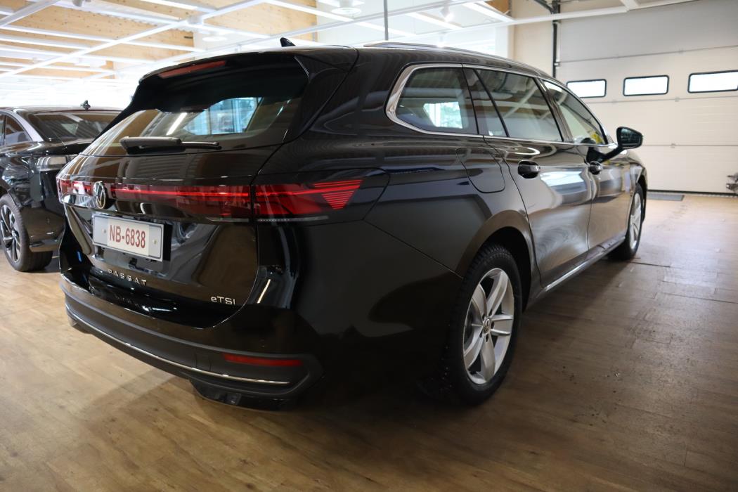 Volkswagen Passat 2024