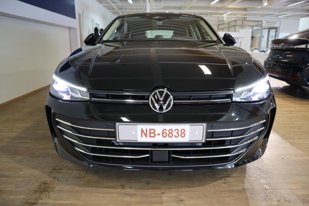 Volkswagen Passat 2024